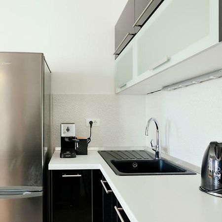 New Luxury Apartment Nives On Seaside สปลิท ภายนอก รูปภาพ