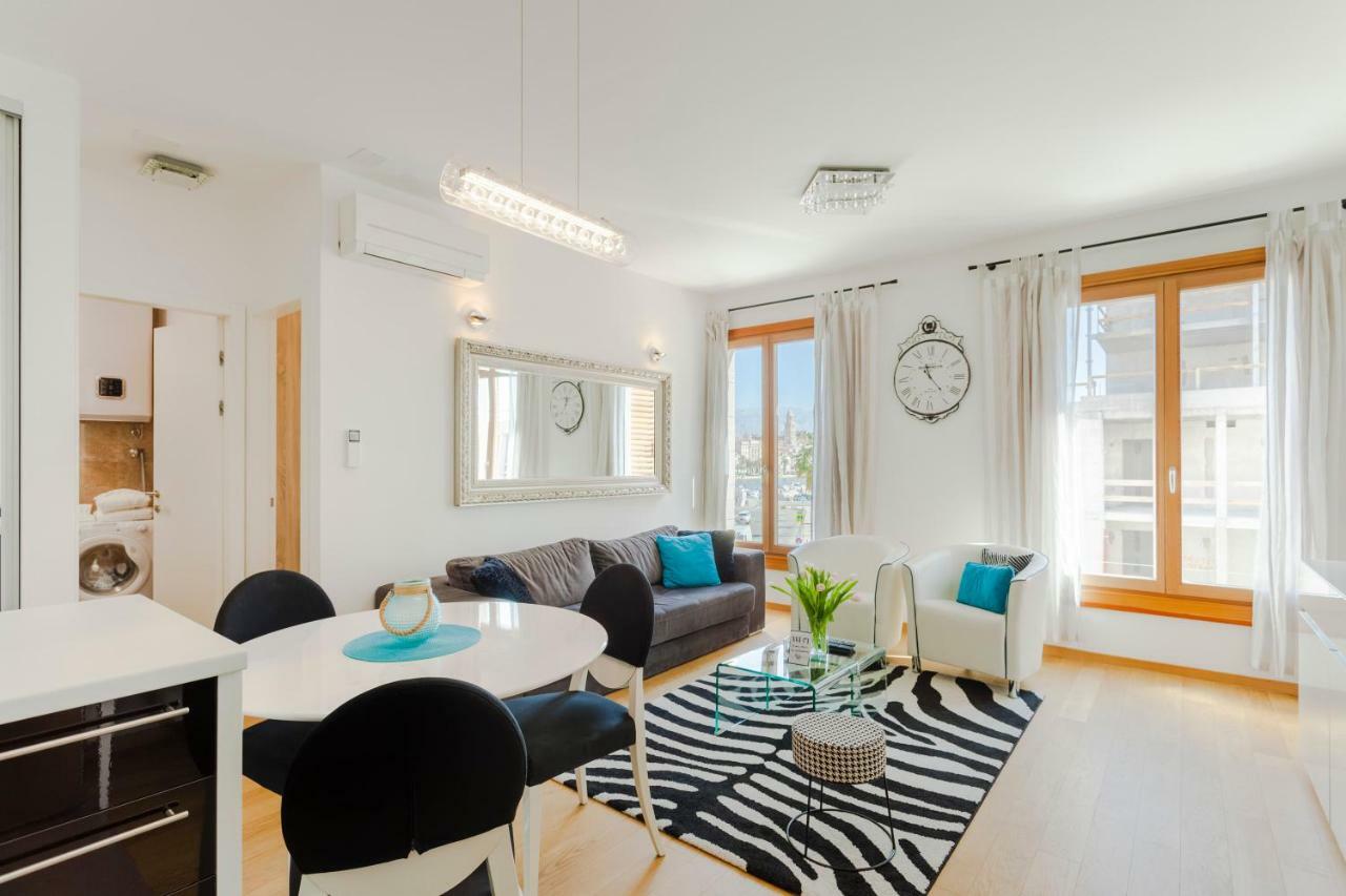 New Luxury Apartment Nives On Seaside สปลิท ภายนอก รูปภาพ